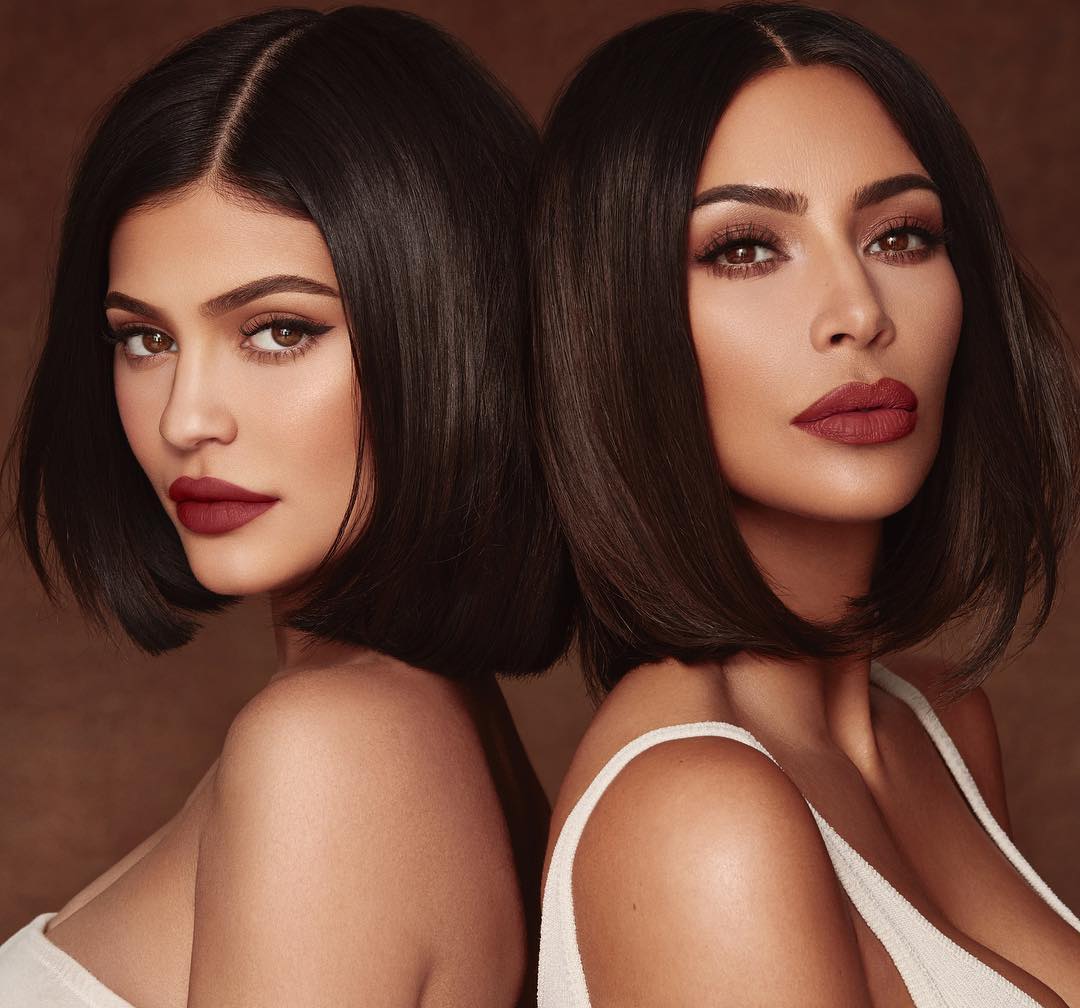 kim-kylie1, Black Friday: Η Kylie Jenner και η Kim Kardashian West επιστρέφουν με νέα συλλογή κραγιόν