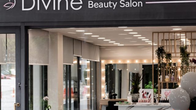 ΜΑΝΙΚΙΟΥΡ ΠΕΝΤΙΚΙΟΥΡ ΜΑΡΟΥΣΙ | DIVINE BEAUTY SALON